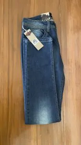 กางเกงยีนส์ Mclady เอว 29 นิ้ว ยาว 40 นิ้ว: สไตล์คลาสสิกที่ไม่เคยตกยุค!